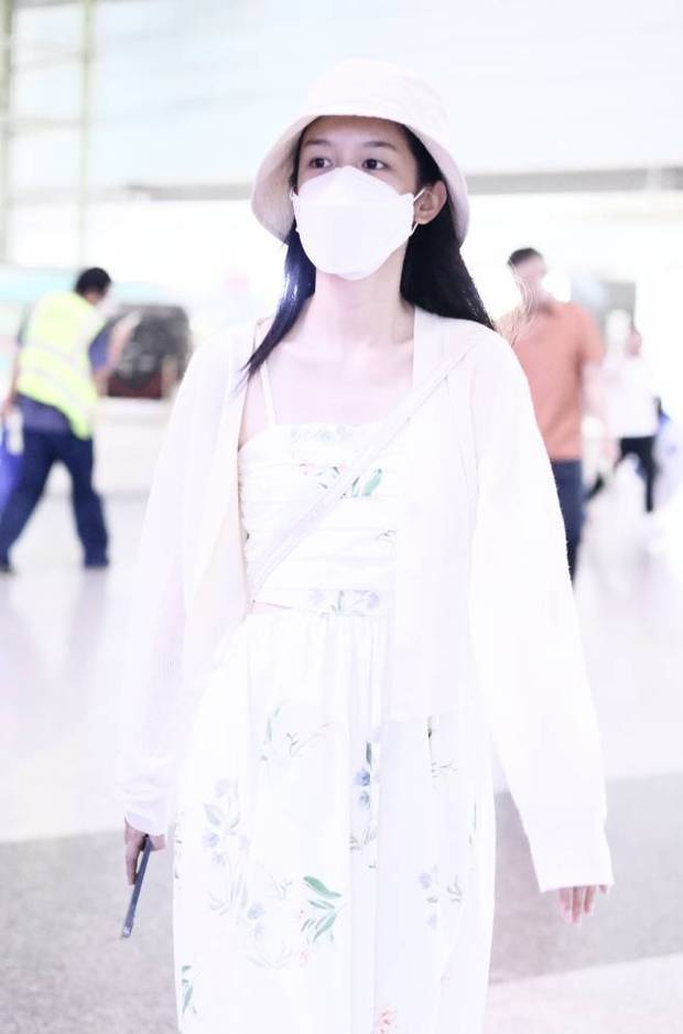 周也机场动态，科技引领未来之旅