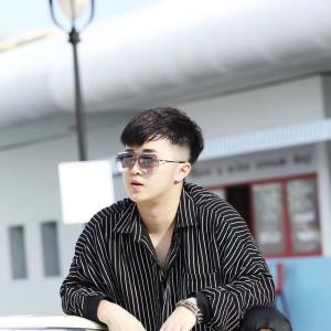 最新小峰哥，新一代网红新势力崛起